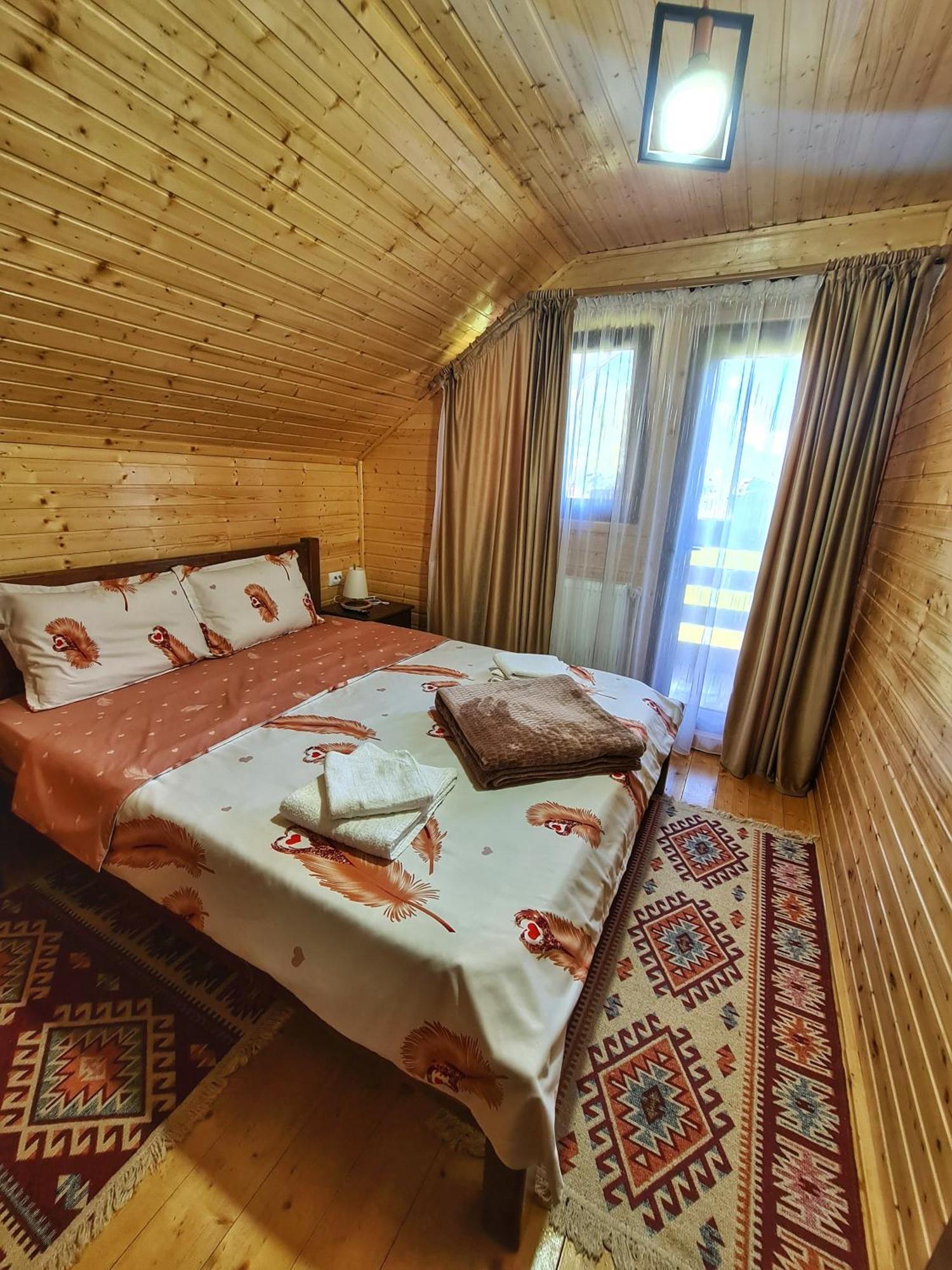 Cabana Dintre Munti Vidra  エクステリア 写真